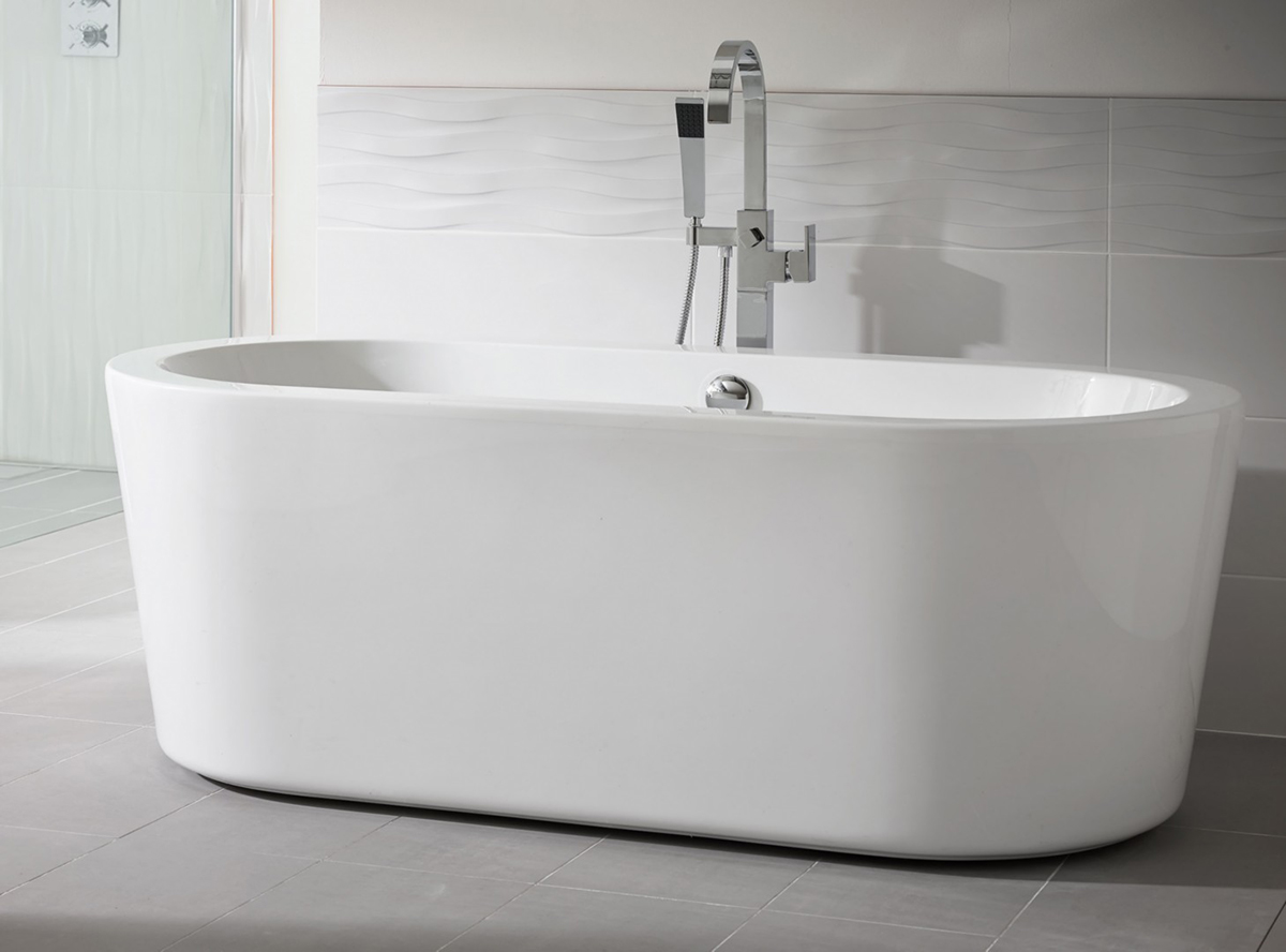 synergy freestanding bath